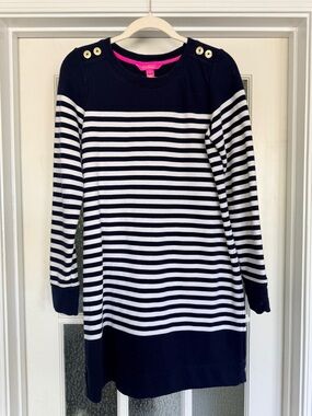 Lilly Pulitzer Navy and Hot Pink Trim Sweater Top